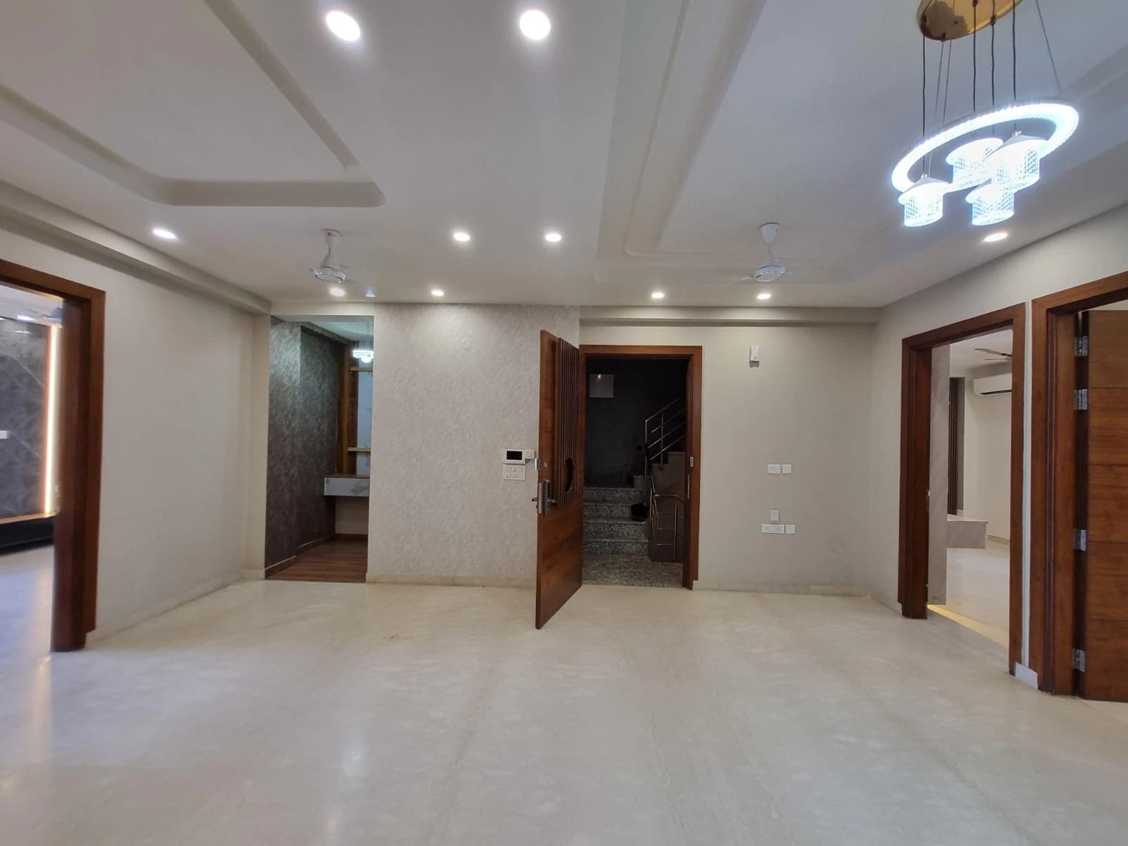 5 BHK Flat in Sector 110, Gurgaon